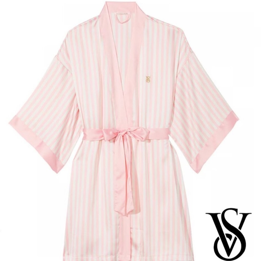 VS limited edition 2023 tour robe